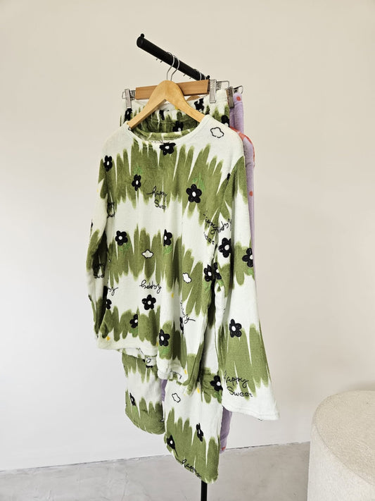 Pijama de Invierno de Plush – Súper Suave y Abrigado