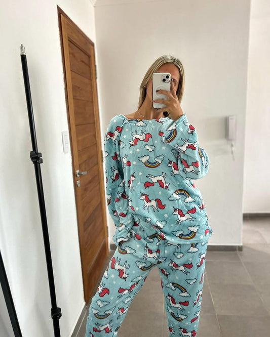 Pijama de Invierno de Plush – Súper Suave y Abrigado