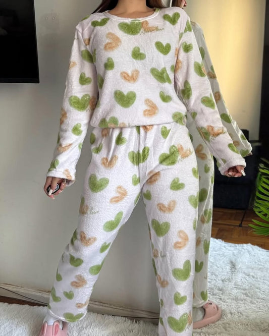 Pijama de Invierno de Plush – Súper Suave y Abrigado